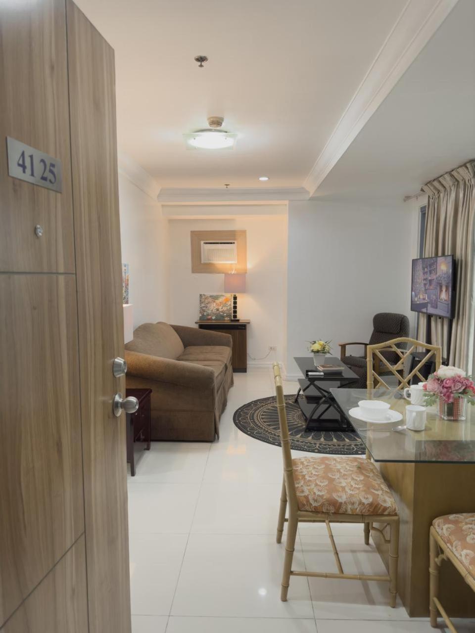 Appartement Magnificent View Of Manila Bay, Roxas Blvd, Us Embassy Extérieur photo